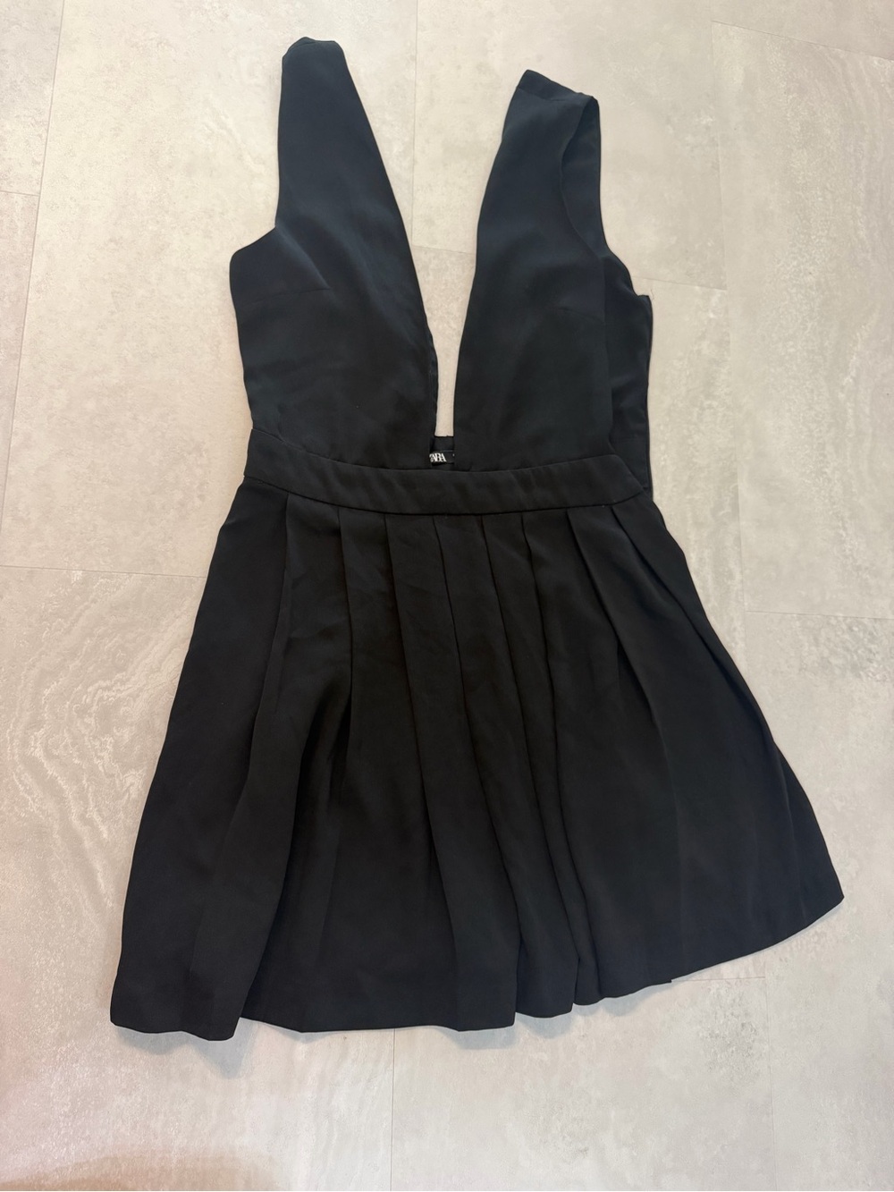 Zara Black Sleeveless V-Neck Mini Dress